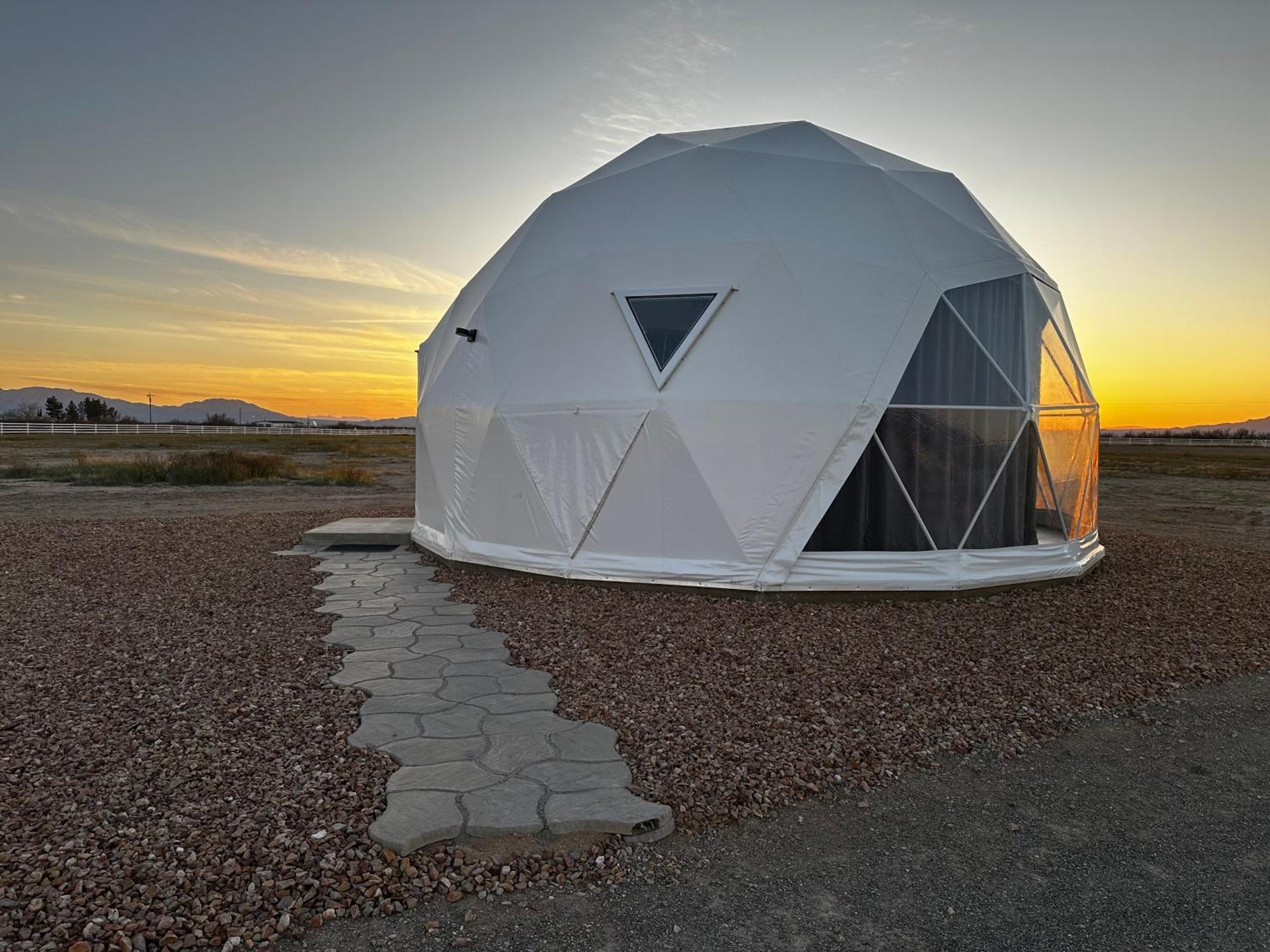 Nude Glamping Dome Villa Willcox Buitenkant foto